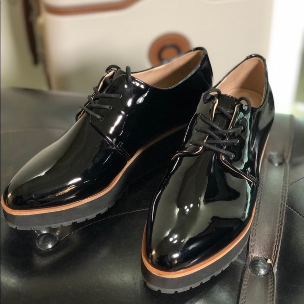 ALDO oxfords, size 6.